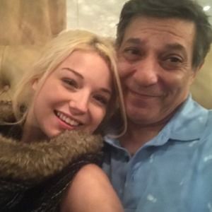 Meet your Posher, Ddron